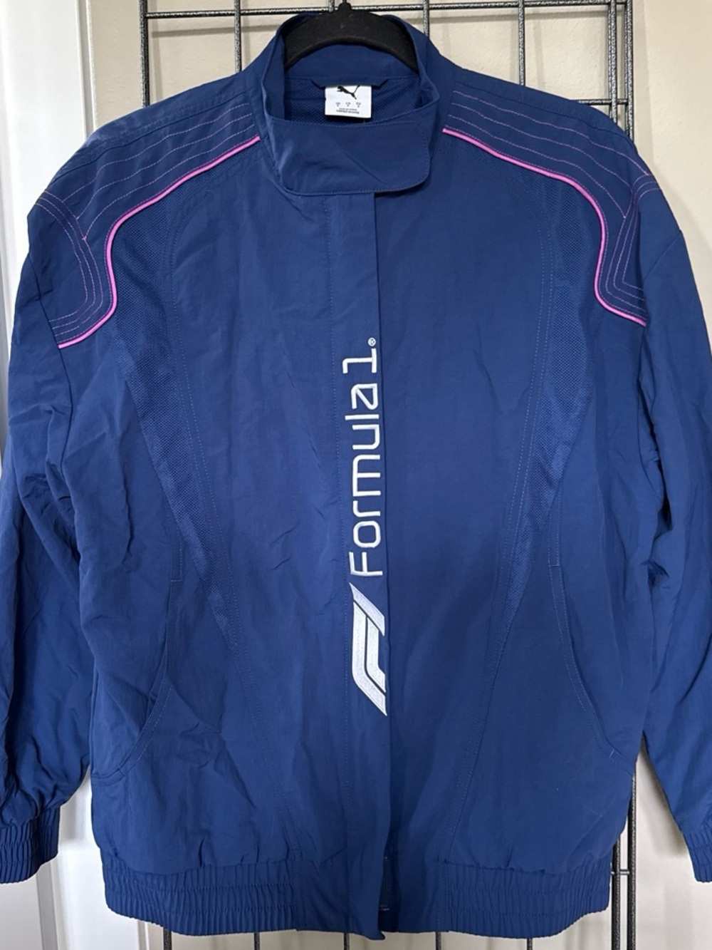 Women's PUMA Formula 1 Windbreaker